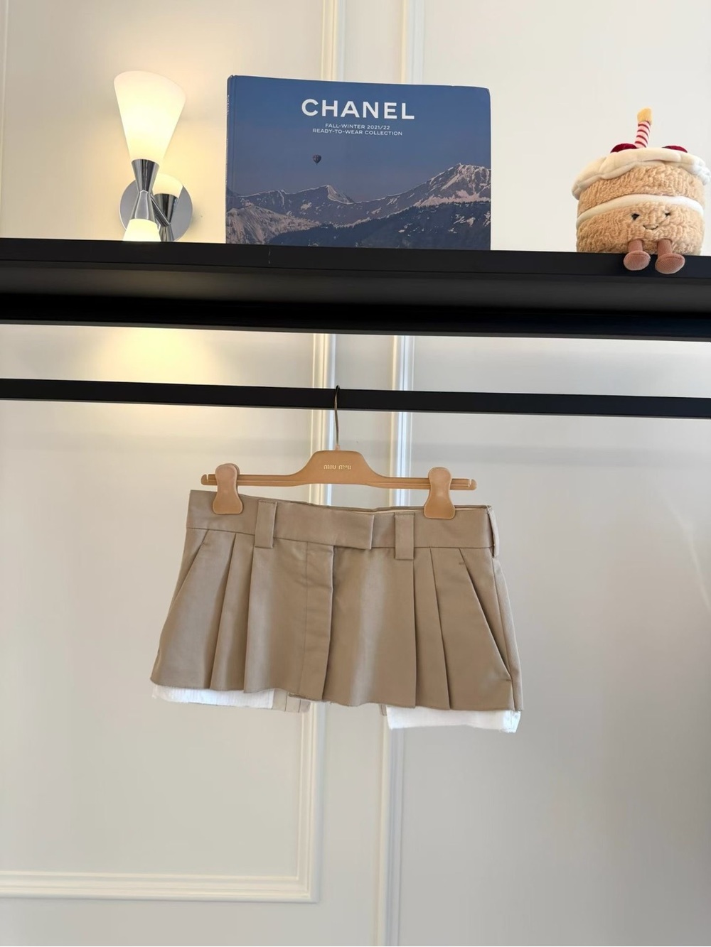 Miu Miu Beige Pleated Skort with White Underlayer
